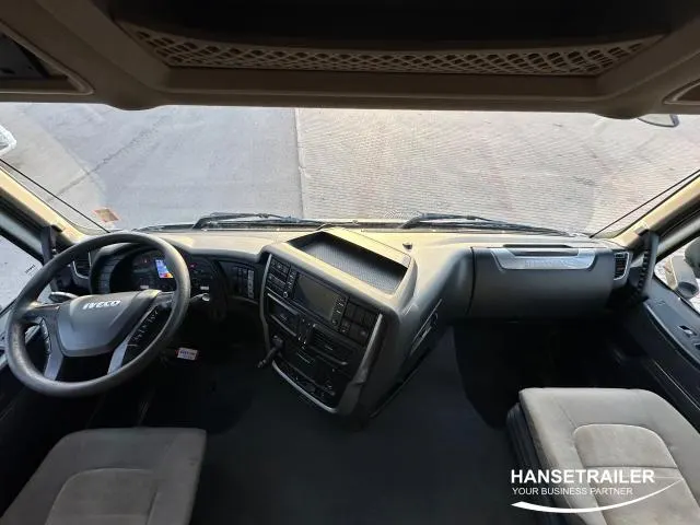 Iveco AS440T, 10 / 14