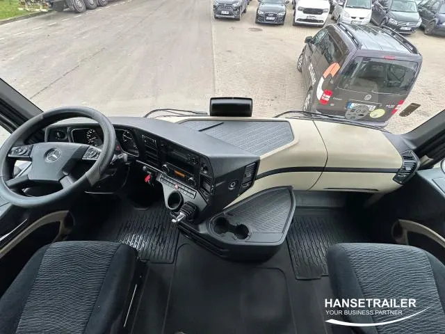 Mercedes-Benz Actros Mega Low Deck, 6 / 13